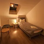 ホームステイ Diamentowa 7 Rent Konarzewo *