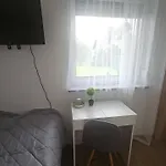 ホームステイ Diamentowa 7 Rent Konarzewo ポズナン